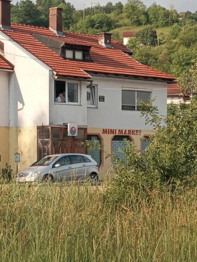Apartments Bozena ヤイツェ エクステリア 写真