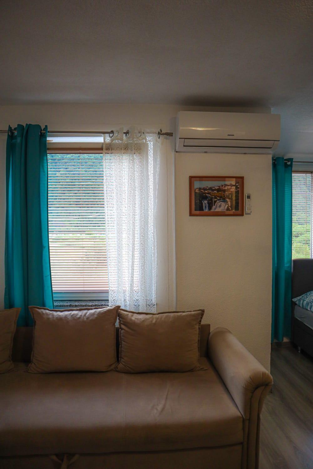 Apartments Bozena ヤイツェ エクステリア 写真